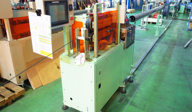 CCH Molding Machine