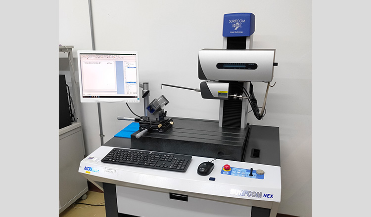 表面粗さ・輪郭形状 統合測定機